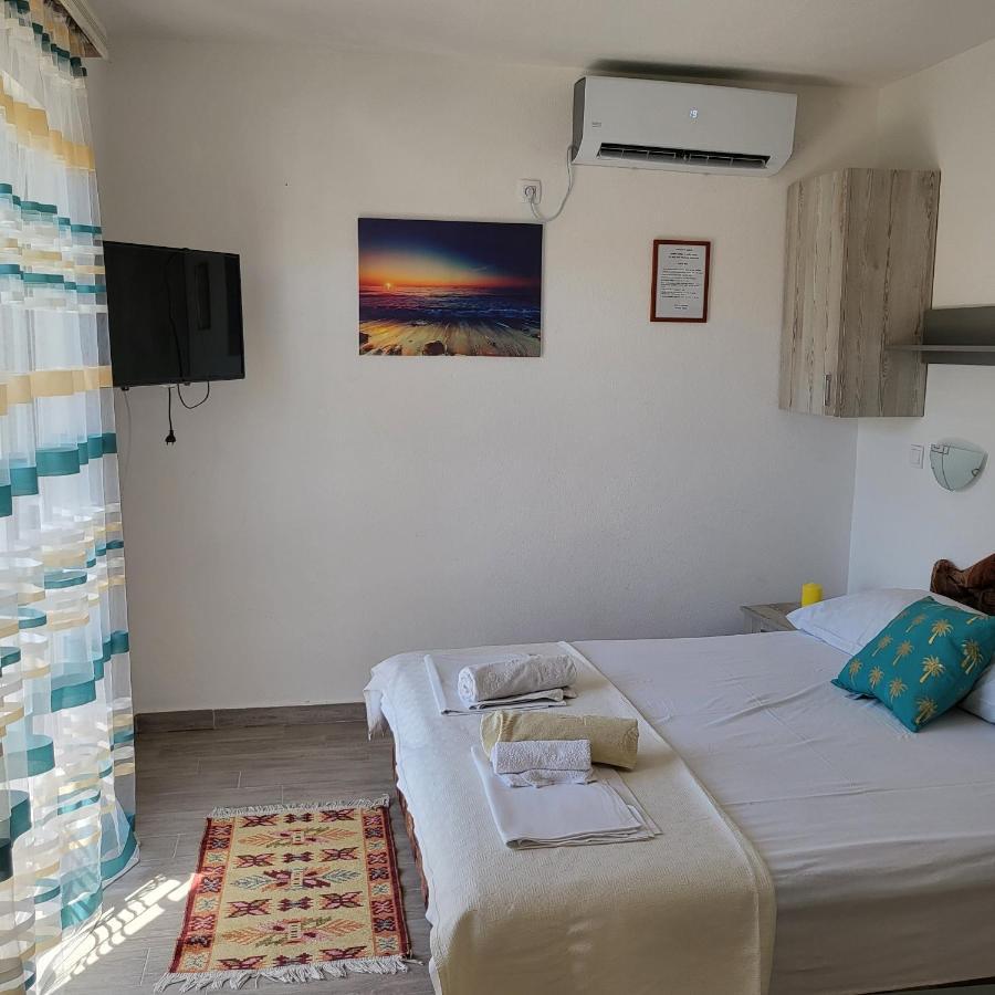 Apartmani Mia Sorajic Petrovac Eksteriør billede