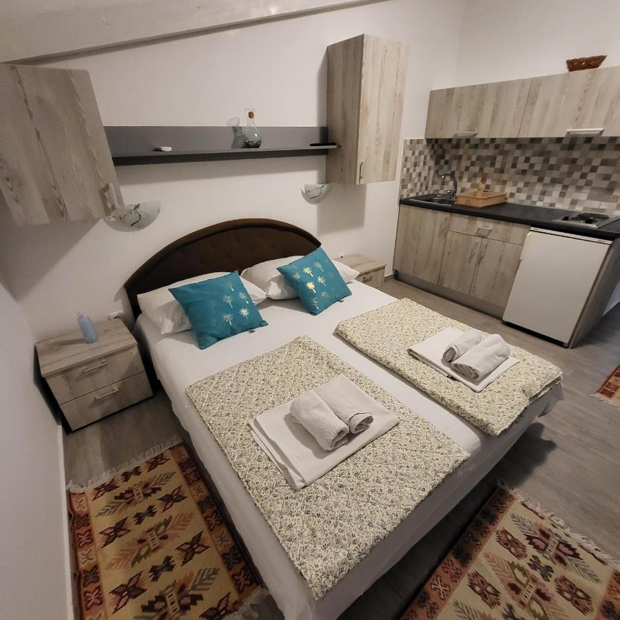Apartmani Mia Sorajic Petrovac Eksteriør billede