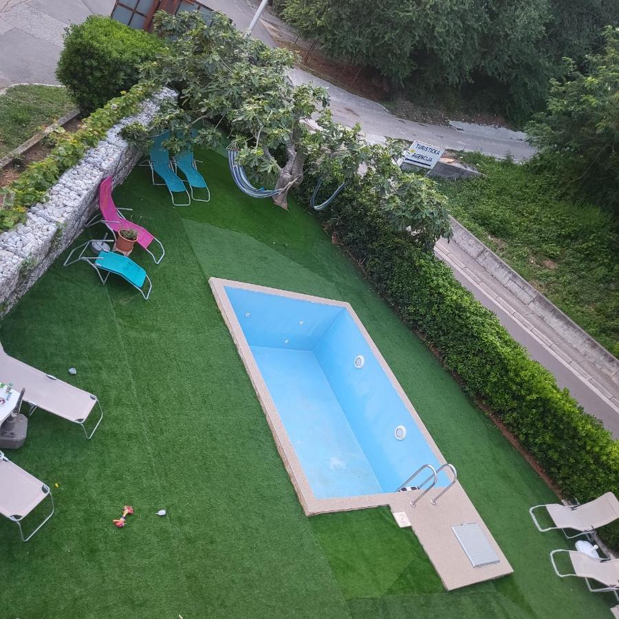 Apartmani Mia Sorajic Petrovac Eksteriør billede